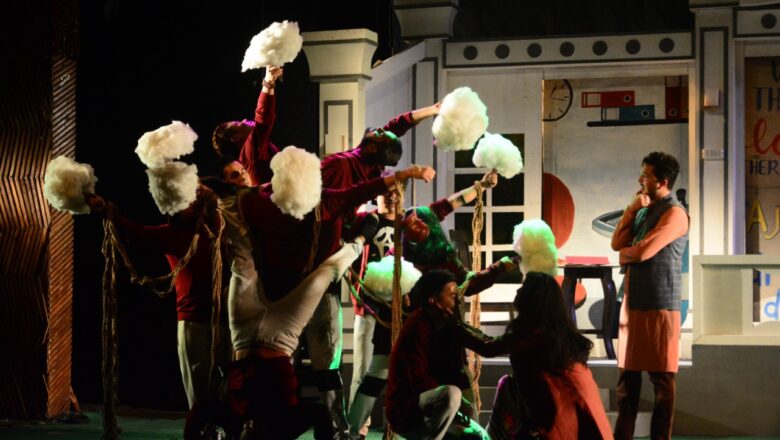 राष्ट्रीय नाट्य योजना के तहत सफेद लकीर  का भावपूर्ण मंचन किया गया 