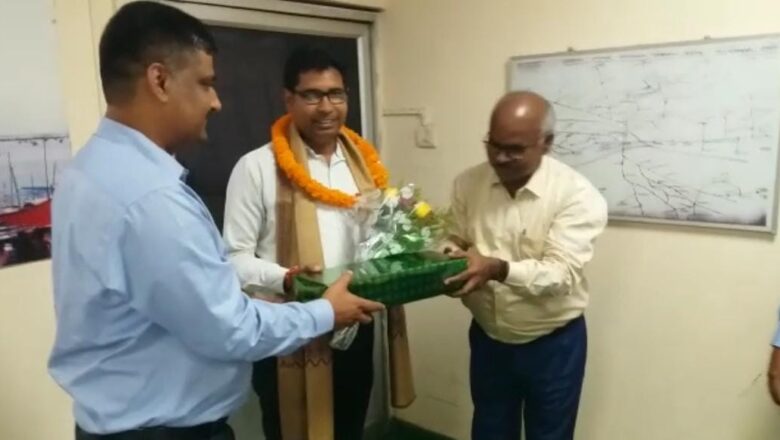 बड़ौदा उत्तर प्रदेश बैंक के सिविल लाइन्स स्थित छेत्रीय कार्यालय में शिक्षक दिवस समारोह धूम धाम के साथ मनाया गया