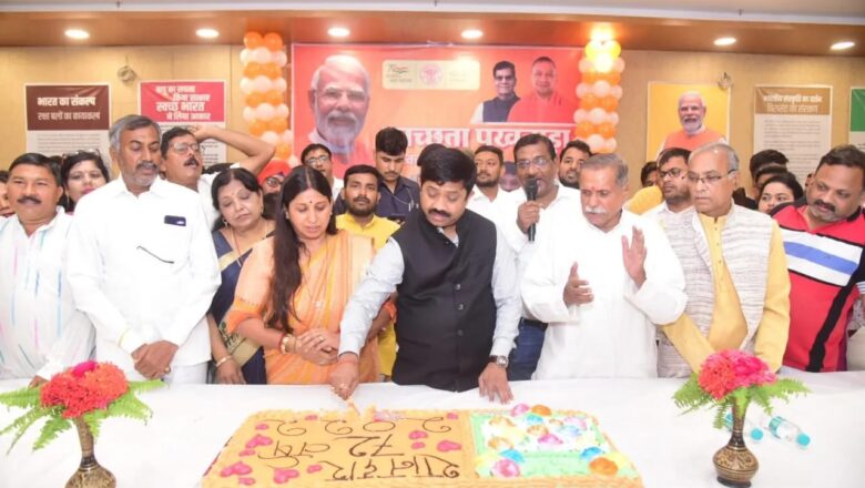 *चाय बेचने वाले से लेकर ठेला लगाने तक सभी के लिए प्रेरणापद है प्रधानमंत्री का जीवनः नन्दी*