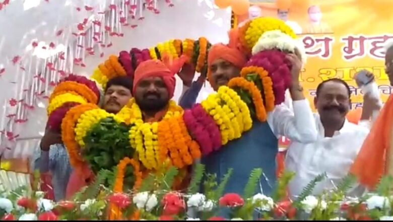 प्रयागराज के सबसे बड़े ब्लॉक बहरिया के ब्लाक प्रमुख के रूप में शशांक मिश्रा ने ली शपथ