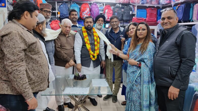 व्यापारियों ने मनाया व्यापारी नेता सुहैल अहमद का जन्मदिन
