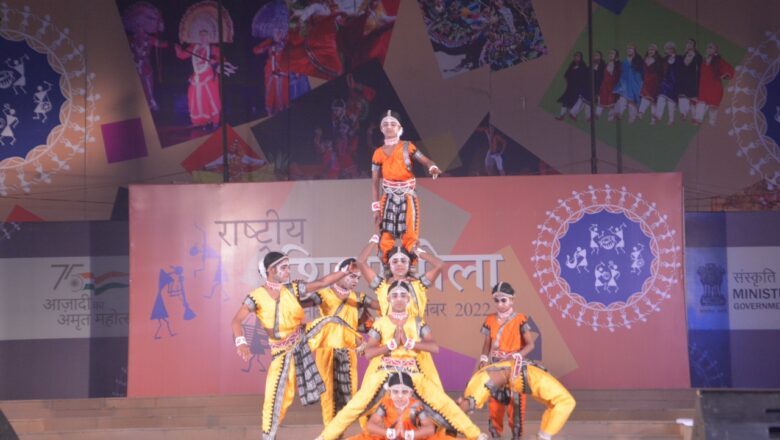 शिल्प मेले में गूंजे कथक के घुंघरू