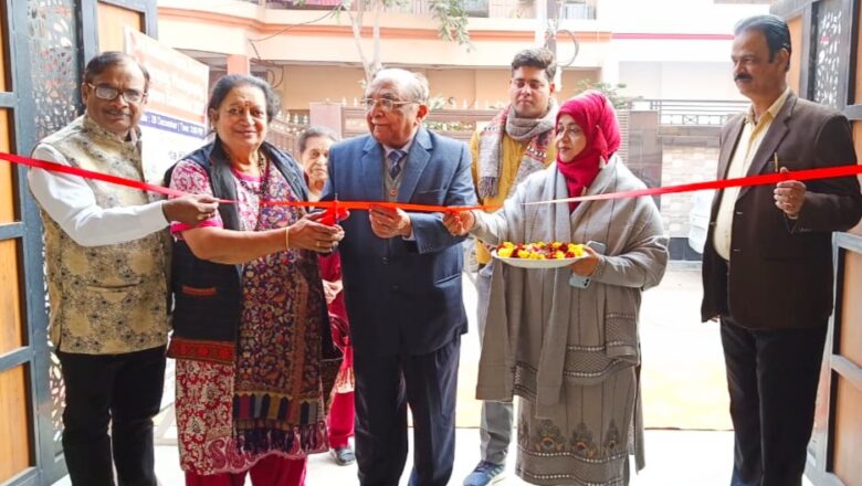 दस दिवसीय राष्ट्रीय चित्रकला प्रदर्शनी का खानम आर्ट गैलरी में हुआ उद्घाटन