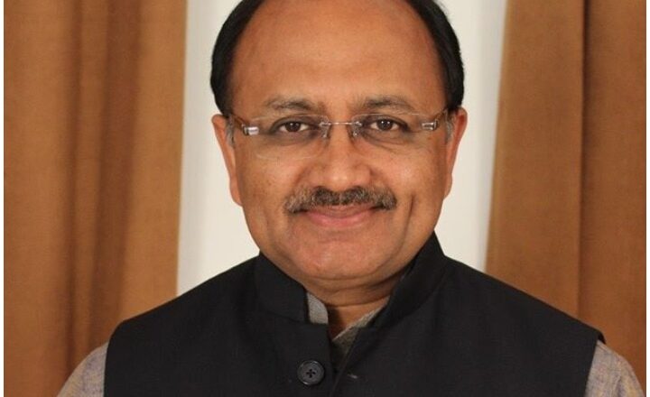 अखिलेश यादव मुंगेरीलाल के हसीन सपने देख रहे हैं-सिद्धार्थ नाथ सिंह