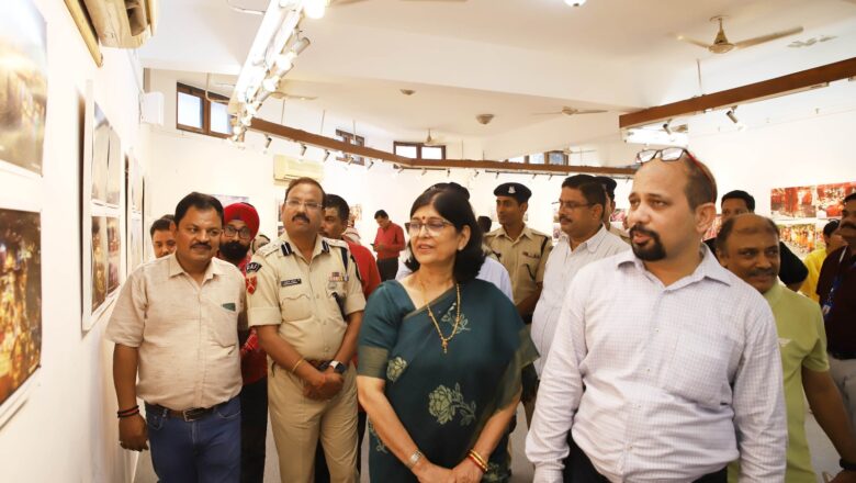 श्री गंगा कल्याण सेवा समिति प्रयागराज के द्वारा विश्व फोटोग्राफी दिवस के अवसर पर छायाचित्र प्रदर्शनी का हुआ आयोजन