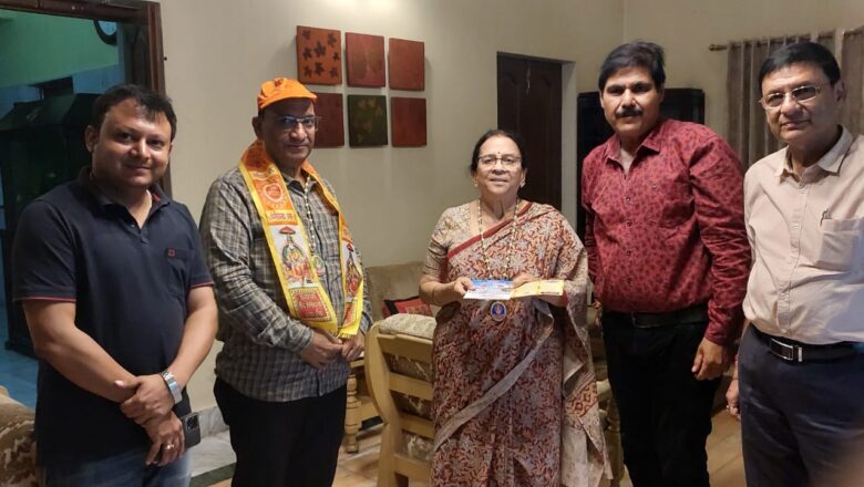 महालक्ष्मी रथ यात्रा की जोरदार तैयारी जगह-जगह आरती प्रसाद वितरणकी व्यवस्था