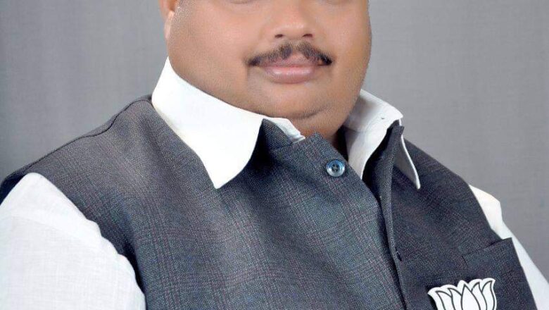 भाजपा नेता चंद्रशेखर ओझा प्रयागराज हवाई अड्डे के नामित सदस्य मनोनीत किए गए,सांसद सहित शुभ चिंतकों ने दी बधाई