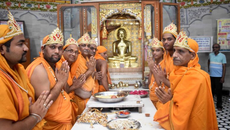 आत्म शुद्धि, संयम व समर्पण के पर्व दसलक्षण पर्व के समापन के अवसर पर तीर्थंकर ऋषभदेव तपस्थली अंदावा में क्षमावाणी की हुई विशेष पूजा 