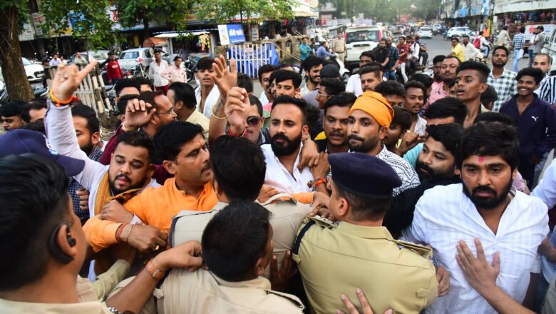 भारतीय जनता पार्टी का विरोध करने आए कांग्रेसियों का युवा मोर्चा ने किया प्रतिकार