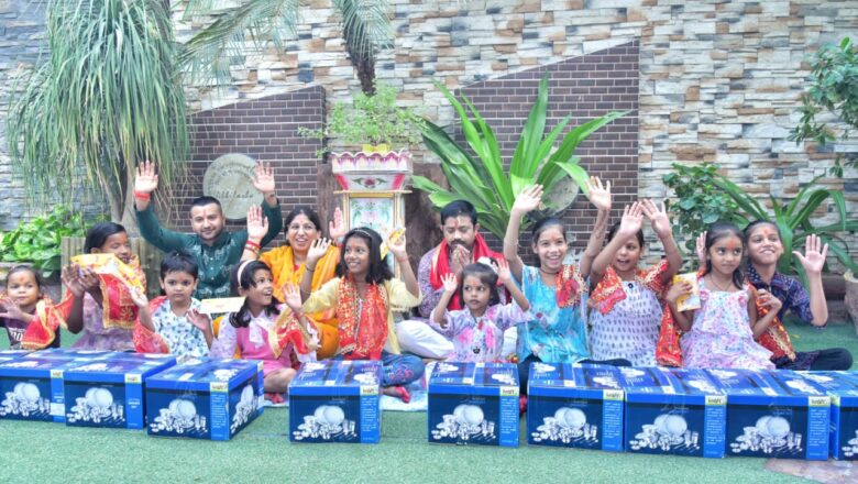 मंत्री नन्दी और पूर्व महापौर ने महानवमी पर किया कन्यापूजन