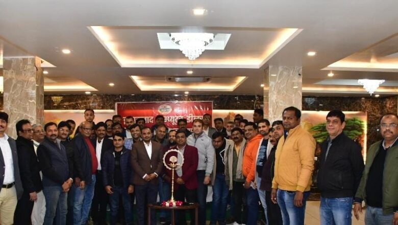 इलाहाबाद कंप्यूटर डीलर वेलफेयर एसोसिएशन की बैठक संपन्न