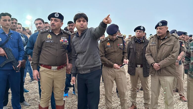 महाकुंभ-2025 की सुरक्षा और व्यवस्था के संबंध में एडीजी कानून व्यवस्था अमिताभ यश के द्वारा स्थलीय निरीक्षण एवं बैठक आयोजित