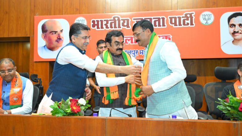 एक दिवसीय अंतरराज्यीय ज्योतिषीय सम्मेलन का हुआ आयोजन