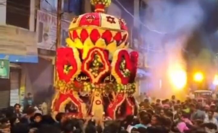 कर्बला के शहीदों की याद में उठाई गई गुल्लू पहलवान की मेहंदी