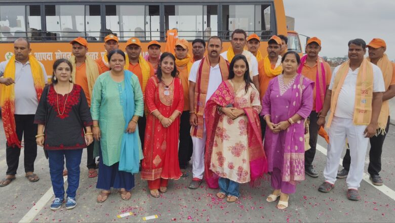 कनकधारा द्वारा रक्षाबंधन पर (orange worriors) केसरिया जाबांजों को राखी बांध कर मनाया गया सुरक्षाबंधन