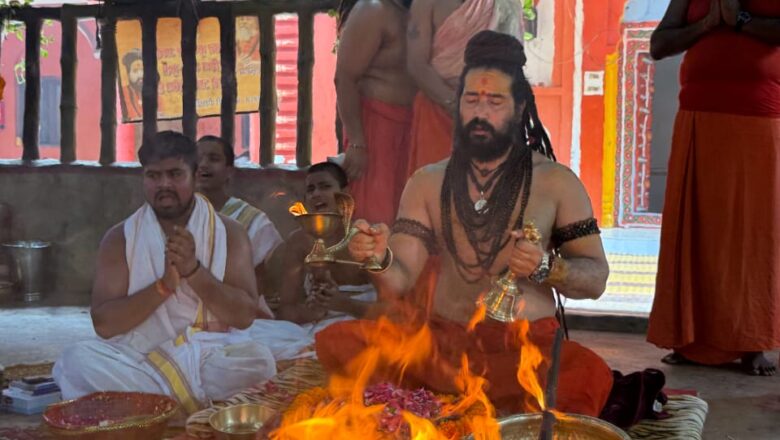 बाघंबरी गद्दी में श्रावण पूर्णिमा पर हवन यज्ञ, उत्तराखंड में आई विपदा में शांति की प्रार्थना