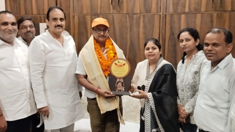 समस्याओं के बावजूद कर्तव्य से विमुख नहीं हुए शिव, स्वाती फाउंडेशन ने दी विदाई