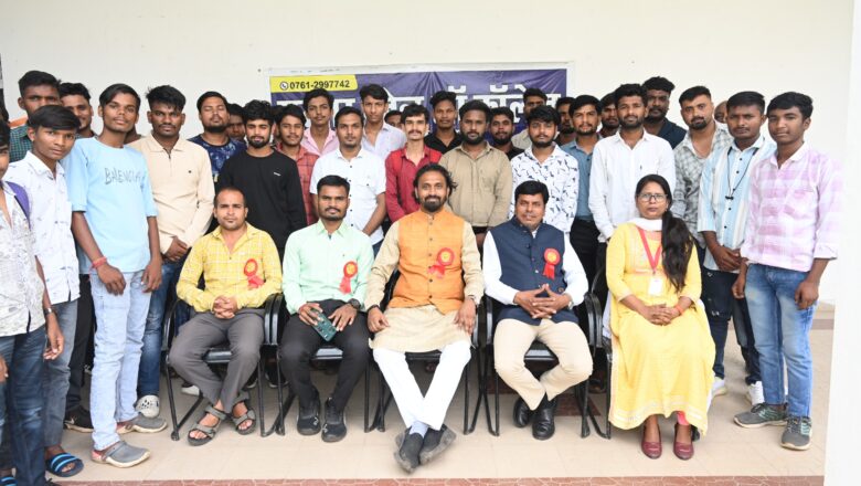 प्रिमियर प्राइवेट आईटीआई में इंजीनियर्स डे का आयोजन सम्पन्न