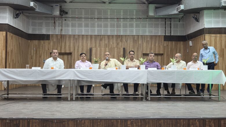 प्रयागराज मण्डल कार्यालय में भ्रष्टाचार के प्रति संविदाकर्मियों को जागरूक करने हेतु आउटरीच कार्यक्रम का आयोजन