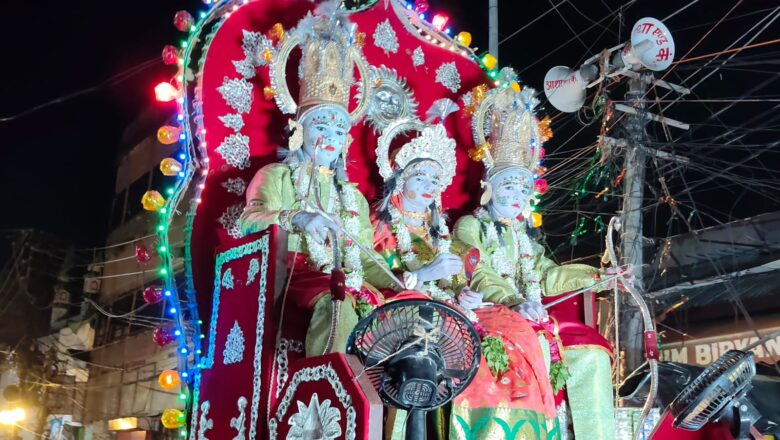 पजावा रामलीला कमेटी की लीला की चौकी को देख निहाल हुए भक्त