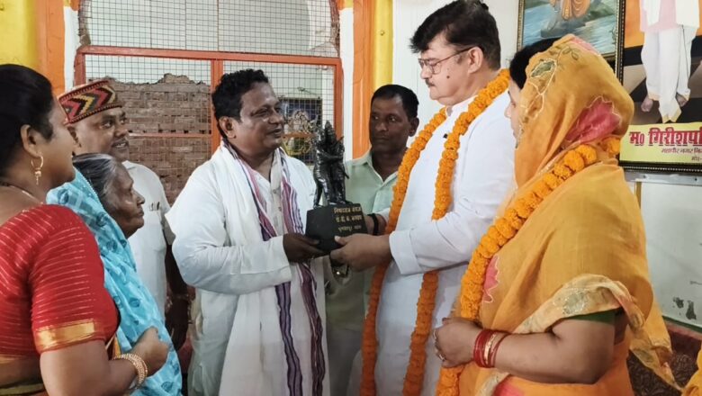 दो युगों का अद्भुत प्रेम फिर हुई भेंट…..