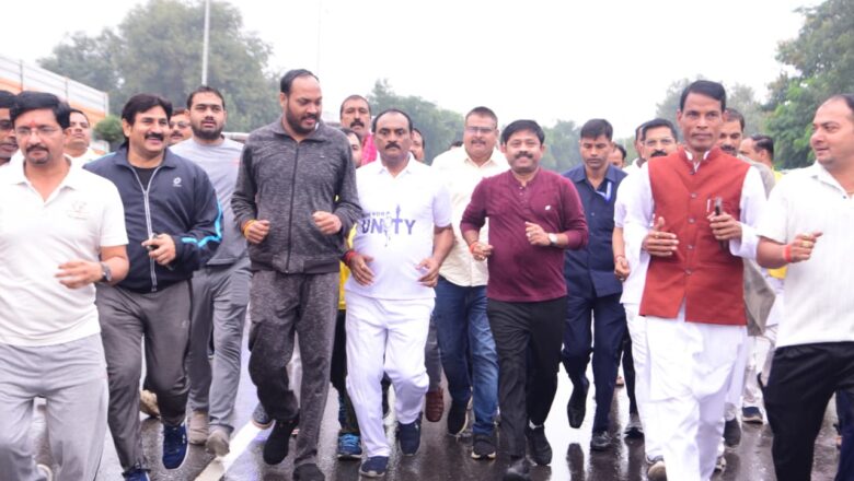 सरदार पटेल जयंती पर मंत्री नन्दी रन फ़ॉर यूनिटी कार्यकम में हुए सम्मिलित