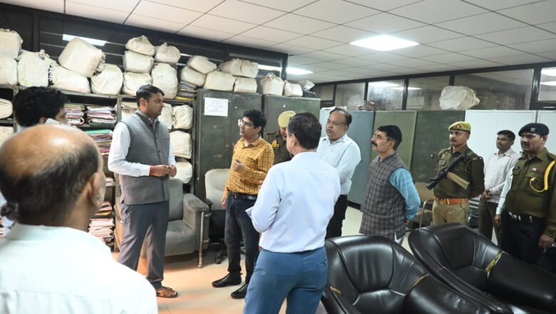 पीडीए उपाध्यक्ष ऋषिराज ने माघ मेला अधिकारी का अतिरिक्त प्रभार मेला प्राधिकरण कार्यालय में किया ग्रहण