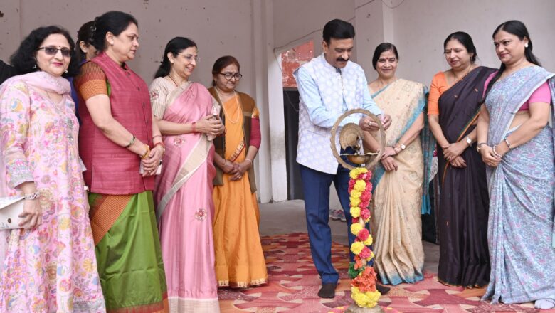 आर्य कन्या कॉलेज में बाल मेला का हुआ भव्य आयोजन