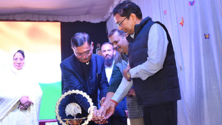 सेंट पीटर्स एकेडमी का वार्षिकोत्सव ”उड़ान-2025 सपनों को पंख देने का एक प्रयास“ सम्पन्न