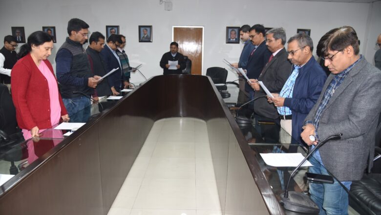 मोतीलाल नेहरू राष्ट्रीय प्रौद्योगिकी संस्थान (एमएनएनआईटी) इलाहाबाद, प्रयागराज में संविधान दिवस उत्साहपूर्वक मनाया गया