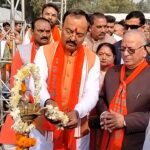 सामूहिक वन्देमातरम गीत कार्यक्रम में पहुँचे डिप्टी सीएम केशव प्रसाद मौर्य 1500 से ज्यादा लोग हुए शामिल