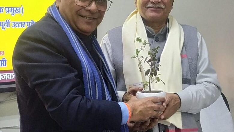 राष्ट्रपूजा पर आधारित संगठन है आर एस एस-स्वांत रंजन