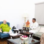 केंद्रीय गृह एवं सहकारिता मंत्री भारत सरकार अमित शाह पूर्व लोकसभा प्रत्याशी नीरज त्रिपाठी ने शिष्टाचार मुलाकात की