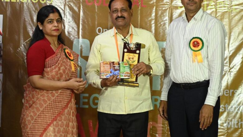 प्रयागराज की प्रमुख हस्तियां सार्फ (SARF) अवार्ड से सम्मानित