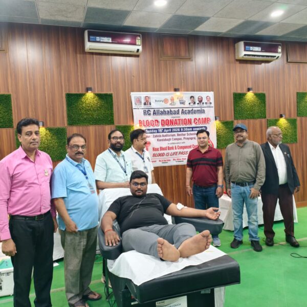 रोटरी एकेडमीया व नाज़ ब्लड बैंक के प्रयास से 37 यूनिट ब्लड का हुआ संग्रह