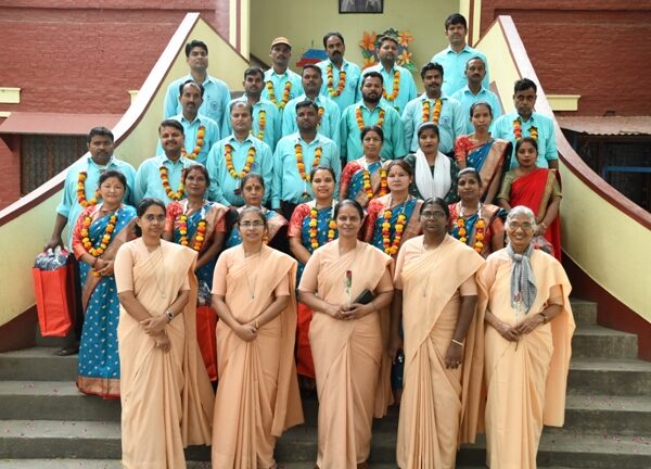 श्रमिक दिवस पर सेंट मेरी कान्वेंट में सम्मान, समानता और समर्पित का संदेश देते हुए हुआ सम्पन्न 