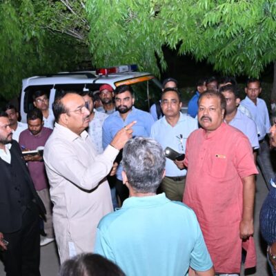 उद्यान मंत्री दिनेश प्रताप सिंह ने राजकीय उद्यान अलीगंज का किया निरीक्षण