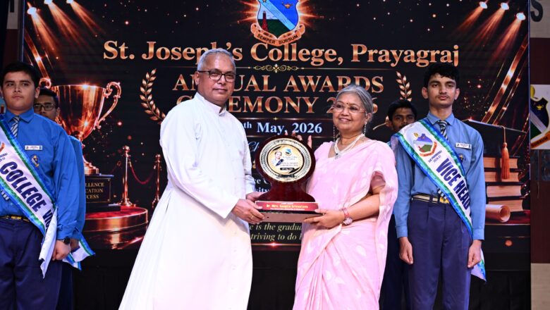 मेधा का सम्मान और वैचारिक क्षितिज