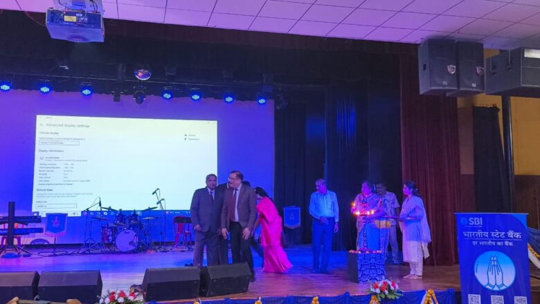 आकाशवाणी के 90 वर्ष पूर्ण होने पर प्रयागराज में सजीव संगीत संध्या का आयोजन