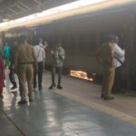 प्रयागराज जंक्शन पर चलाया गया सघन मजिस्ट्रेट टिकट चेकिंग अभियान