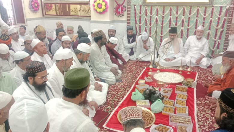 दरबार-ए-सफ़वी में 39वां सालाना उर्स रूहानी माहौल में हुआ मुकम्मल