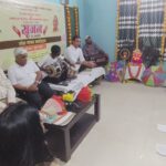 लोकगीतों की प्रस्तुति में बच्चों की कला निखरी — लोकगायन कार्यशाला में निदेशक ने की प्रस्तुति की सराहना