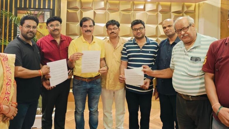 प्रयागराज से फ्लाइटों की संख्या बढ़ाने की मांग, व्यापार मंडल जल्द सौंपेगा ज्ञापन