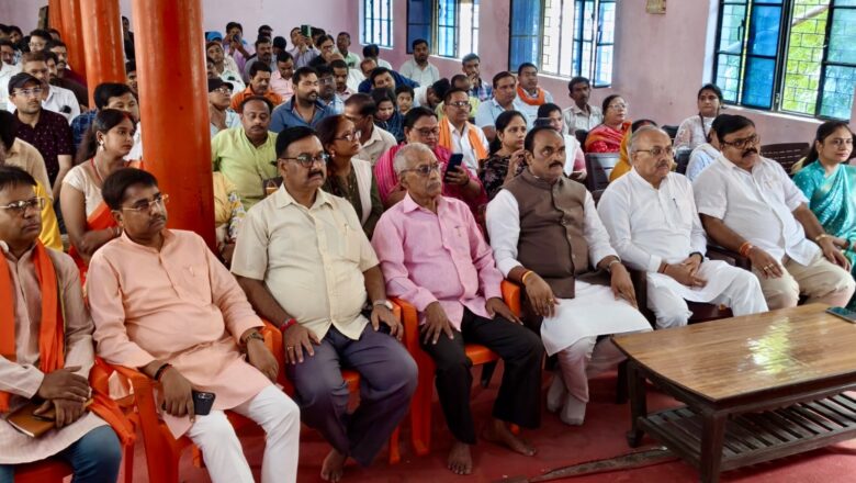 महानगर के सभी 15 मंडलों के समस्त बूथों पर सुना गया मन की बात बूथ समिति की बैठक में संगठन को मजबूत करने पर जोर