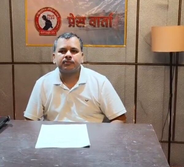 प्रयागराज में प्रसव के दौरान महिला की मौत का मामला, मुकदमा दर्ज होने के बाद भी कार्रवाई न होने से आक्रोश