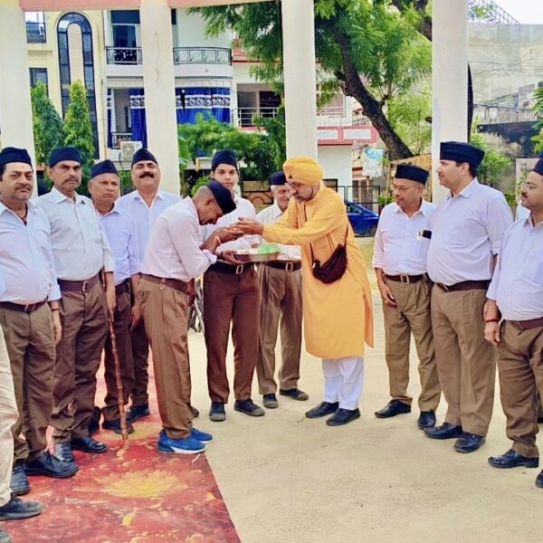 संघ शताब्दी वर्ष…. सर्वत्र शाखा ध्वज प्रदान कार्यक्रम संपन्न