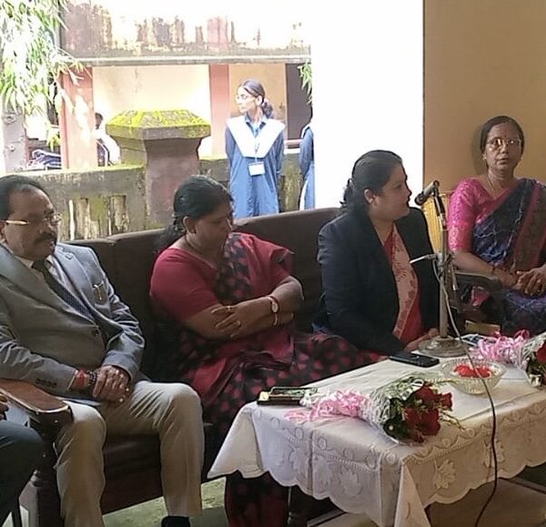 ‘मेरा तन है मेरा अपना, इस पर मेरा है अधिकार’ — पॉक्सो एक्ट पर छात्राओं को किया जागरूक