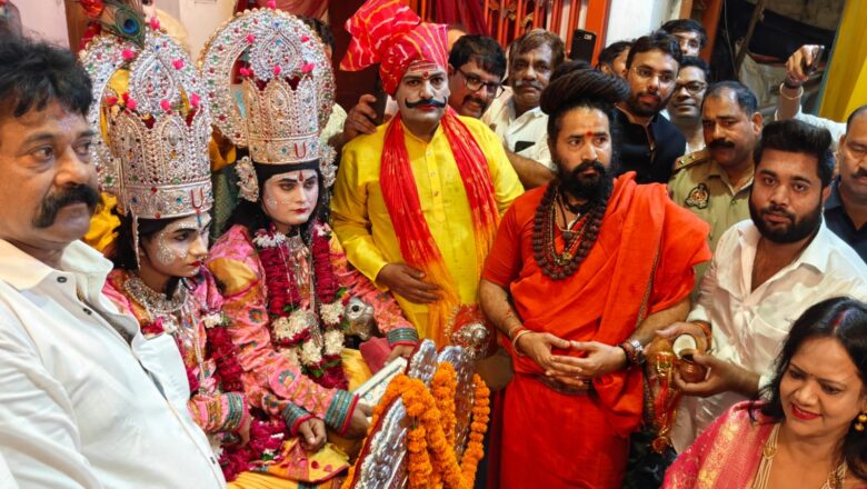 राजसी वैभव के साथ भक्तों को सजीव दर्शन देने निकले श्रीकृष्ण- बलदाऊ