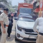 डोंबिवली में ब्लैक फिल्म लगी कारों पर ट्रैफिक पुलिस का शिकंजा