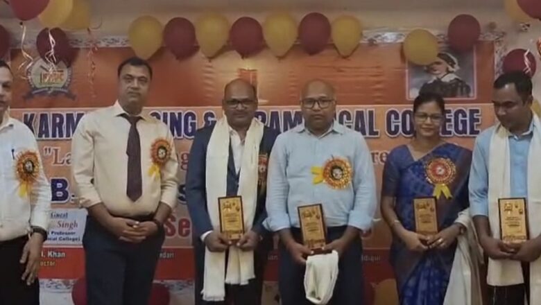 करमा नर्सिंग पैरामेडिकल कॉलेज में लैंप लाइटिंग सेरेमनी कार्यक्रम का आयोजन